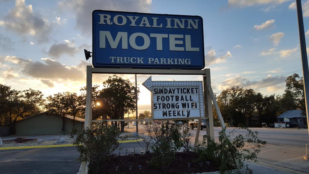 Royal Inn Early ภายนอก รูปภาพ